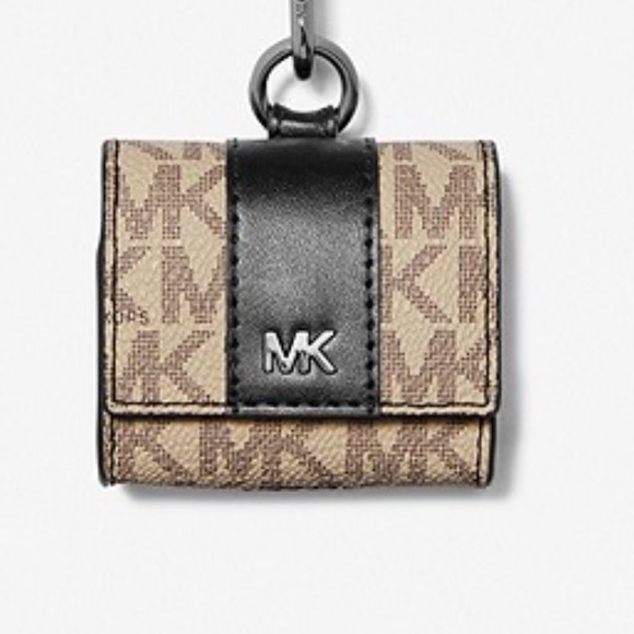 MICHAEL KORS~Hudson Logo Lanyard Case For Apple AirPods Pro - Picture 2 of 6